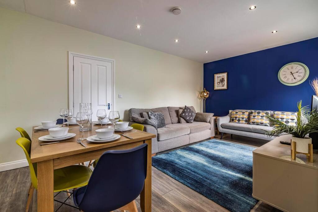 Dovecote House Beeston Private Parking 15Mins From Nottingham City Centre Close To Qmc Hospital Exteriör bild