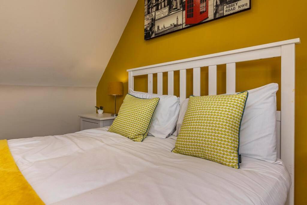 Dovecote House Beeston Private Parking 15Mins From Nottingham City Centre Close To Qmc Hospital Exteriör bild