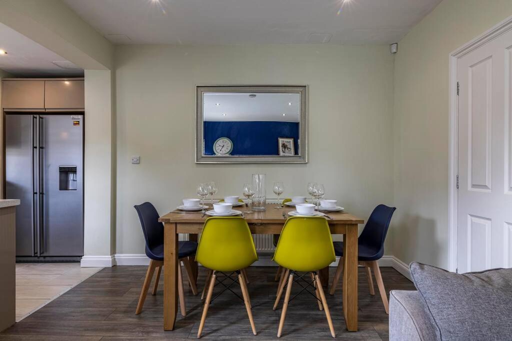 Dovecote House Beeston Private Parking 15Mins From Nottingham City Centre Close To Qmc Hospital Exteriör bild